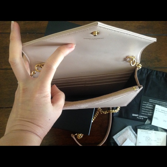 YSL MONOGRAMME WOC - Picture 3 of 4