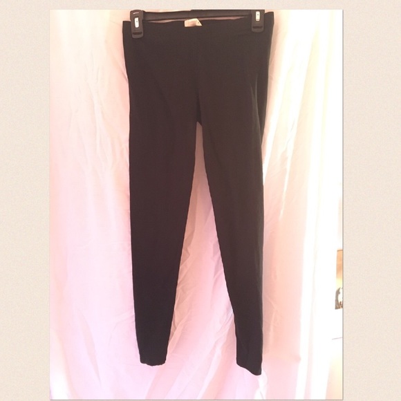 Black leggings