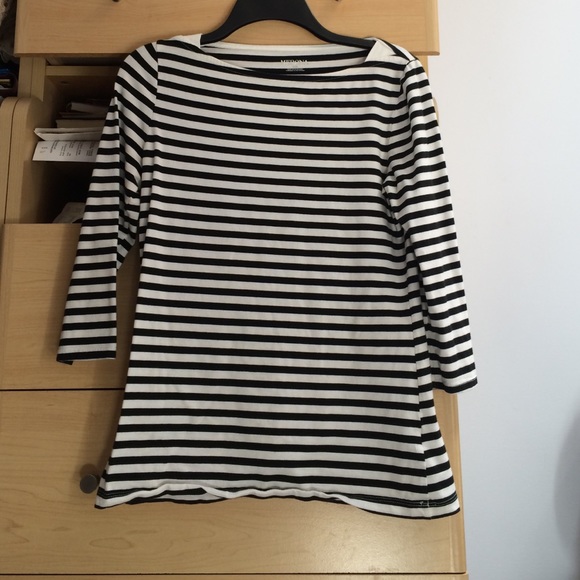 Black and white 3/4 length striped shirt