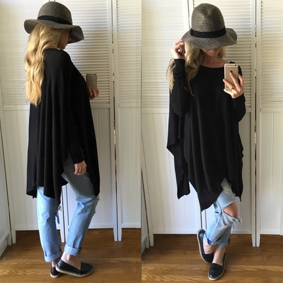 Sold• Gorgeous Pitch Black Dolman - Picture 4 of 4