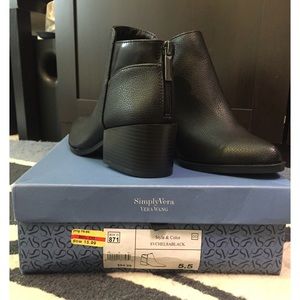 . NEW Vera Wang booties !!