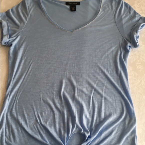 White House/Black Market blue knotted tee