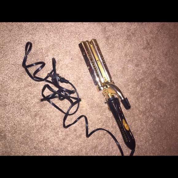 ‼️SALE‼️ Vidal Sassoon Beach waver/ Crimper