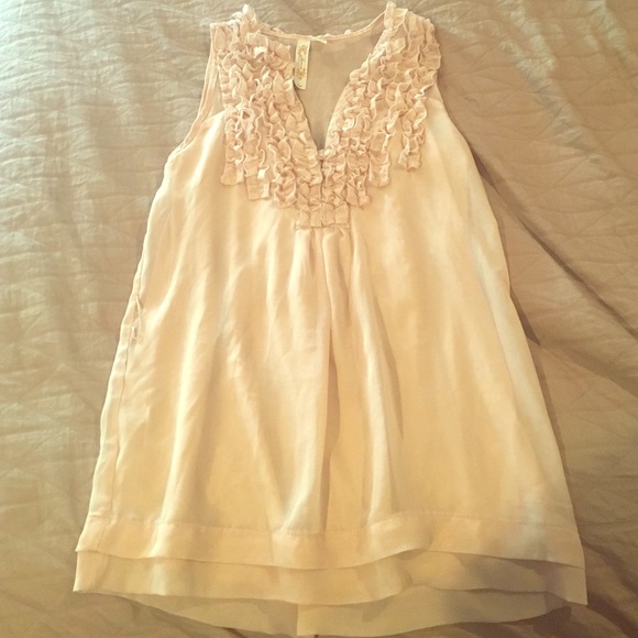 Ruffled cream boutique blouse