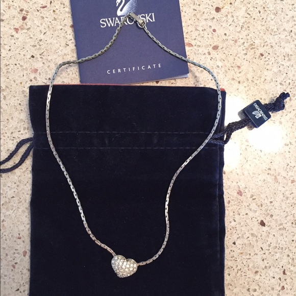 SVAROVSKI heart necklace