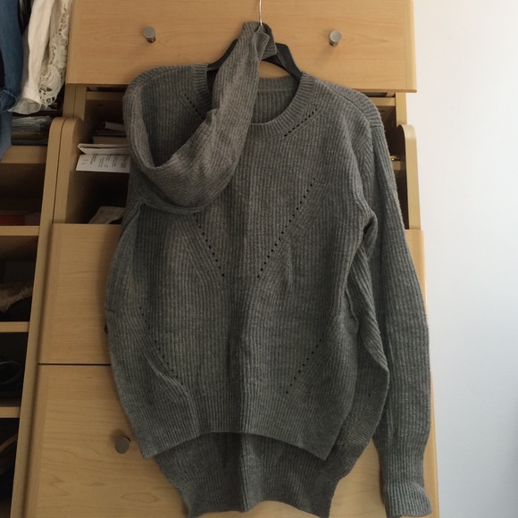 Lululemon grey wool sweater