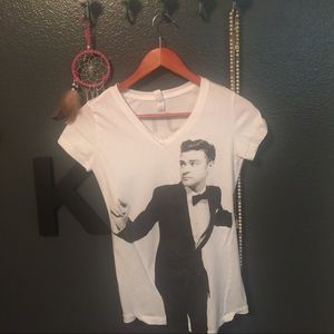 Justin timberlake v-neck