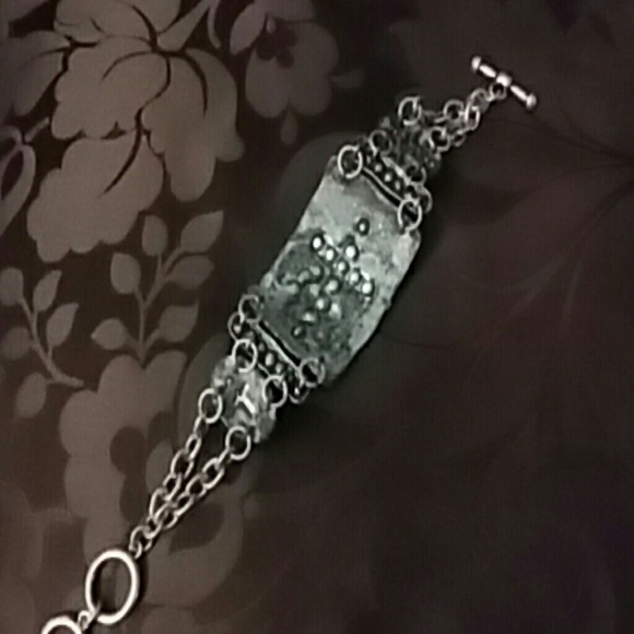 Cross Patina Bracelet - Picture 3 of 4