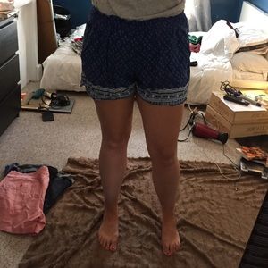 High-waisted elastic summer shorts! | XL