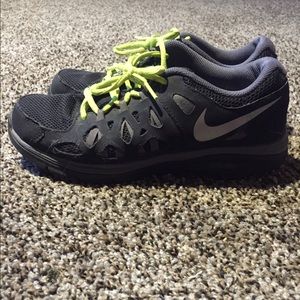 Boys nike shoes