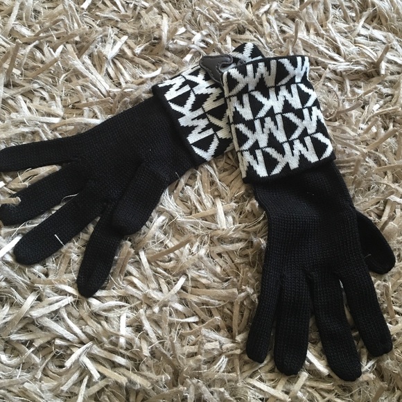 MICHAEL Michael Kors Accessories - ❗️Sold ❗️NWT Michael kors monogrammed gloves