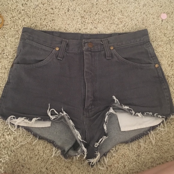 Adorable Grey high waisted shorts