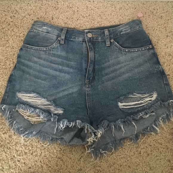 ‼️SALE‼️Super Comfortable High Waisted Jean Shorts