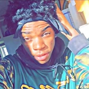 Meet your Posher, Chuck