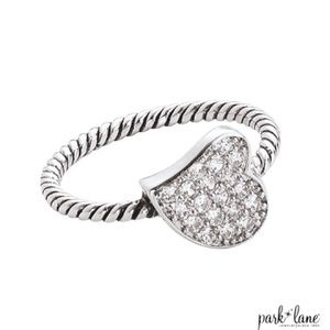 Dainty Heart Ring Silver