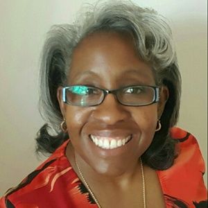 Meet your Posher, Yvette