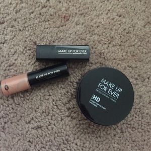 Makeup forever bundle.