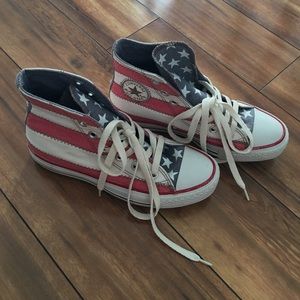 American flag Converse high-tops