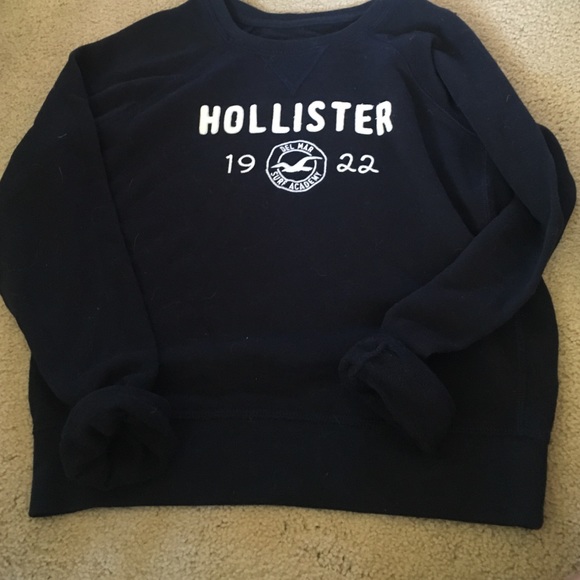 Hollister sweater