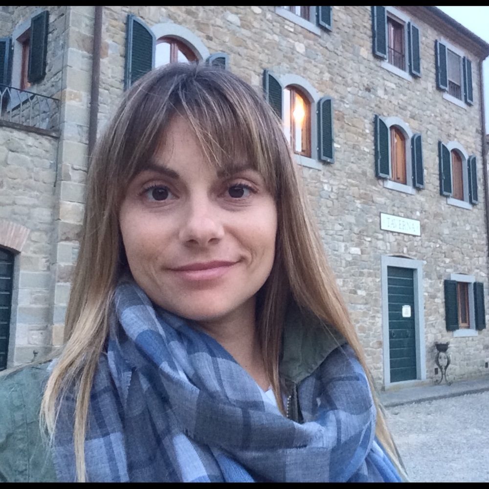 Meet your Posher, Sari