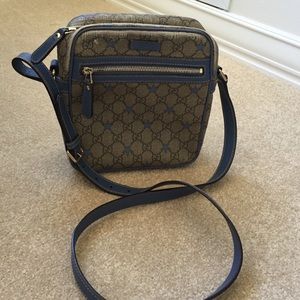 Authentic Gucci cross body bag.