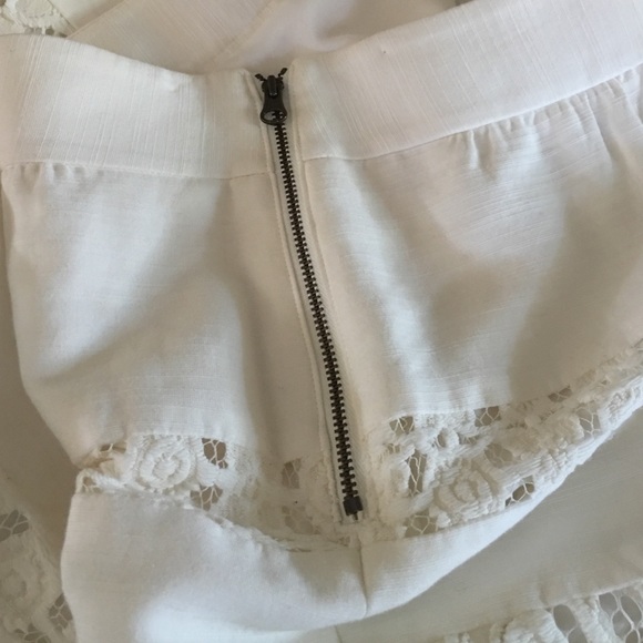 Ann Taylor Loft Lace Skirt - Picture 4 of 4