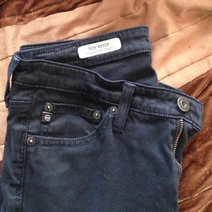 Black AG stilt cigarette jean size 27R