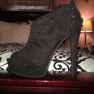 💎Guess Booties💎