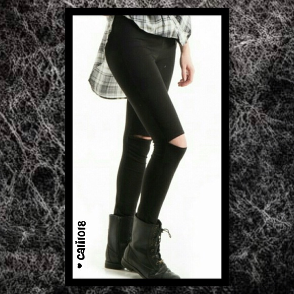 2 LEFT🆕Black Knee Out Super Cool Leggings - Picture 3 of 4