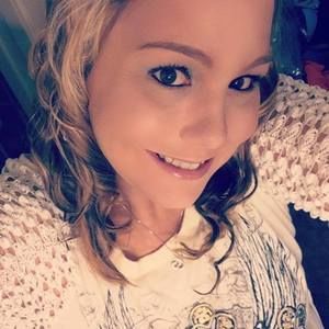 Meet your Posher, Janet