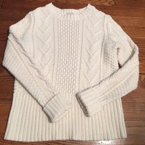 SOLD Gap Cable Knit Sweater Cream/White