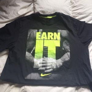 Nike t