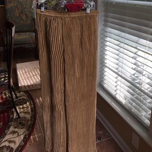 Flowy Gold Pants (S/M)