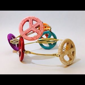 Fun wired Bangle