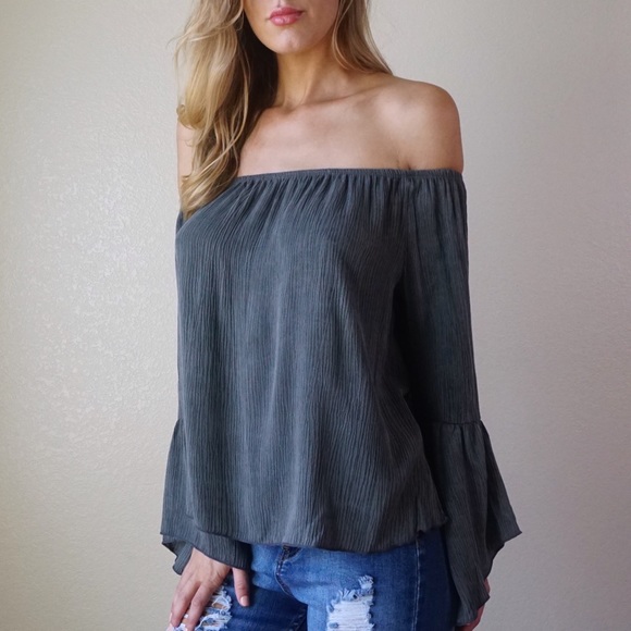{Last One}-Novi Off Shoulder Blouse- - Picture 3 of 3