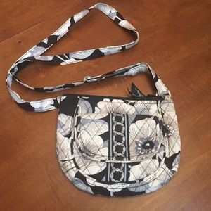 Vera Bradley crossover purse