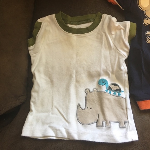 Shirts - Picture 3 of 4
