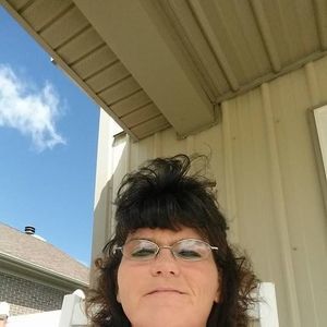 Meet your Posher, Angie