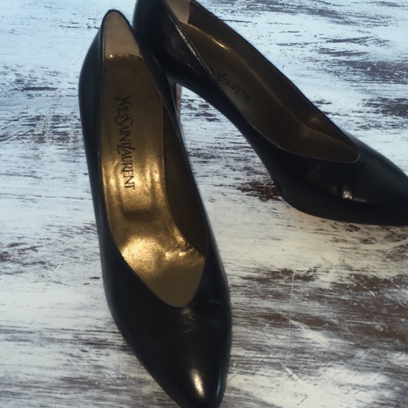 Vintage Black Yves Saint Laurent Pumps