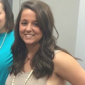 Meet your Posher, Lacey