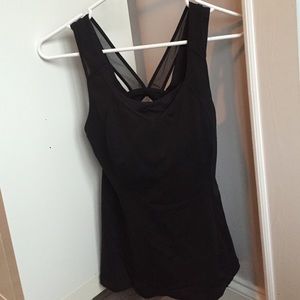 Black lululemon tank top