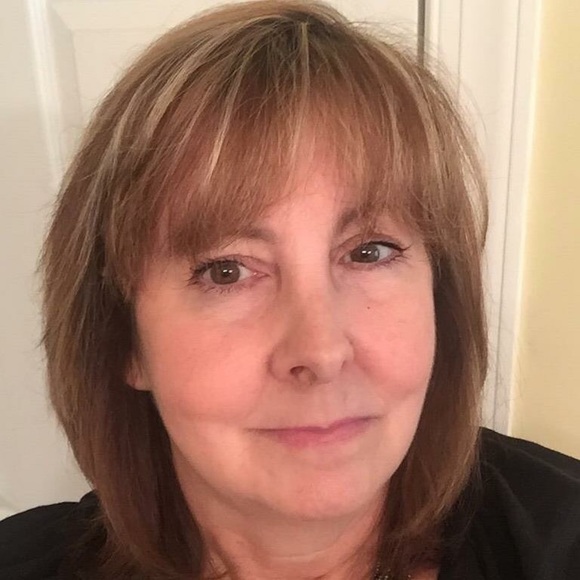 Meet your Posher, Carla - Picture 1 of 1