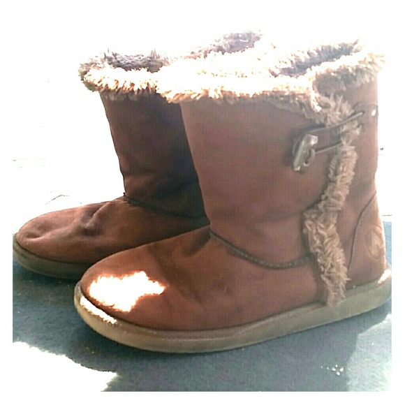 Kids boots slightly used