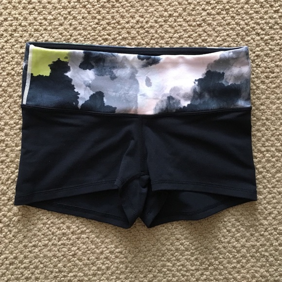 Lululemon Hot Yoga Shorts
