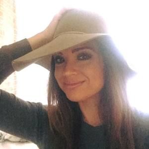 Meet your Posher, Ivette