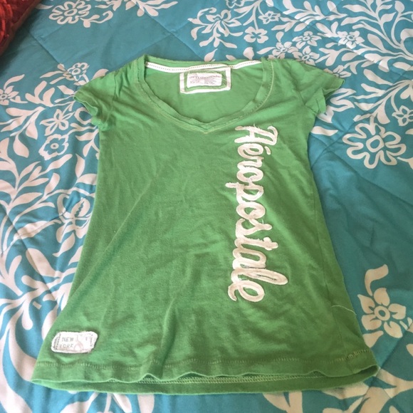Green v neck t shirt