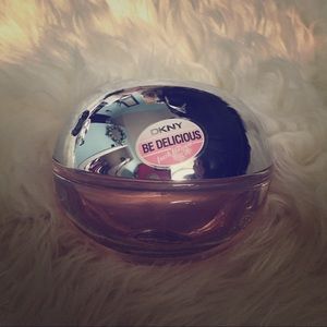 DKNY Be Delicious perfume