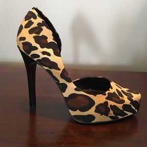 Jessica Simpson leopard print heels