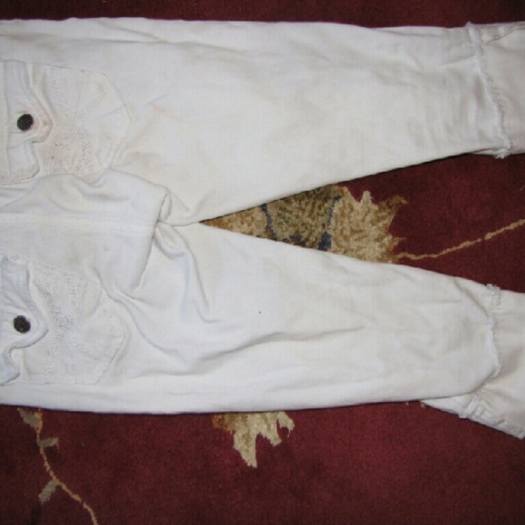 White capris - Picture 2 of 3
