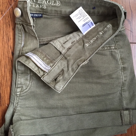 High Rise Shorts - Picture 3 of 3